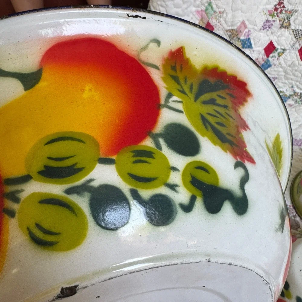 Vintage Enamelware Fruit Bowl Set 5pc Hand Painted Apple Grapes Basin & 4 Bowls